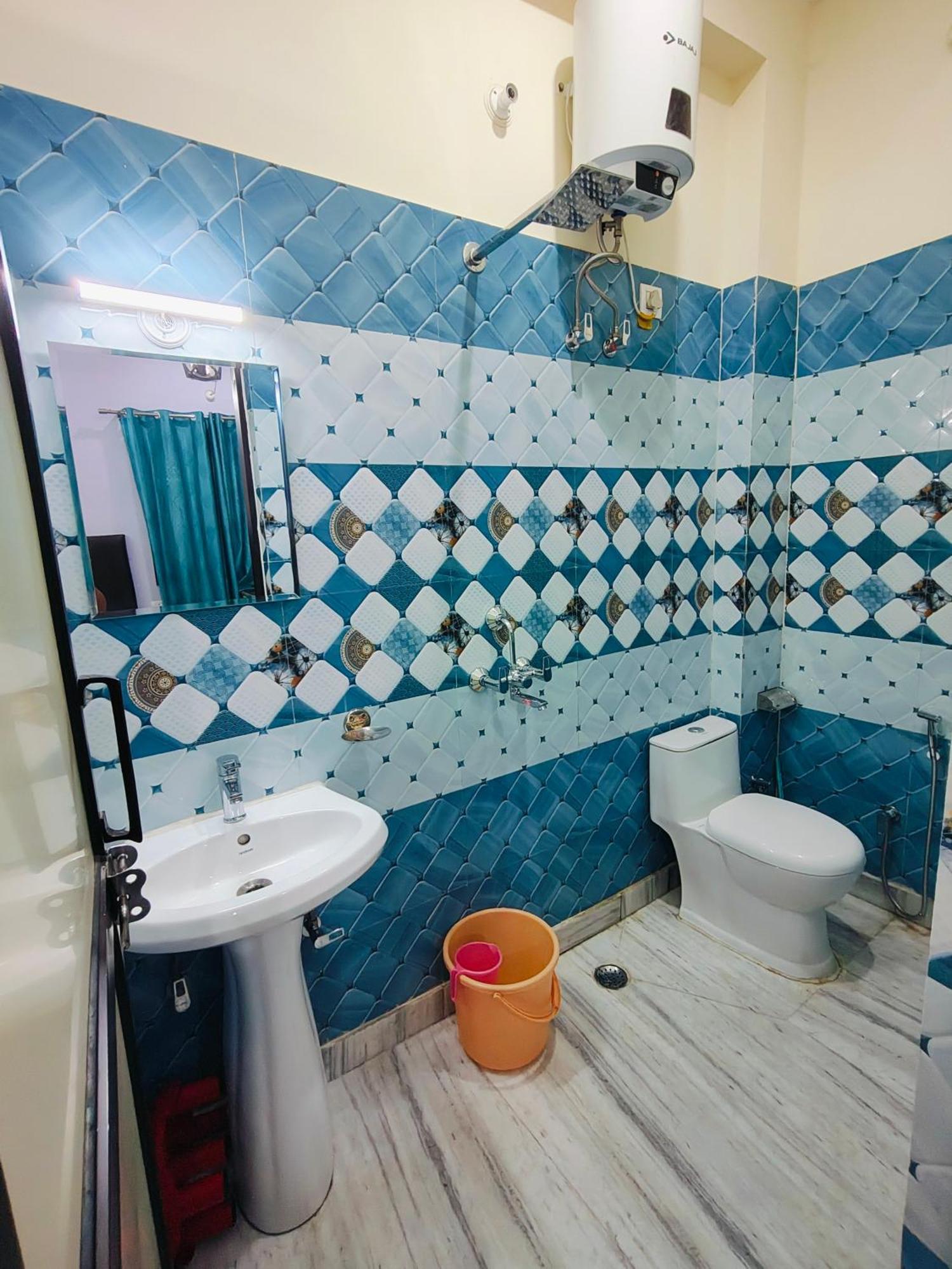 רישיקש Deepak Homestay מראה חיצוני תמונה
